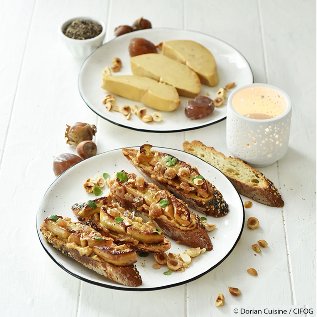 Crostinis crème de noisette, Foie Gras poêlé et marrons glacés
