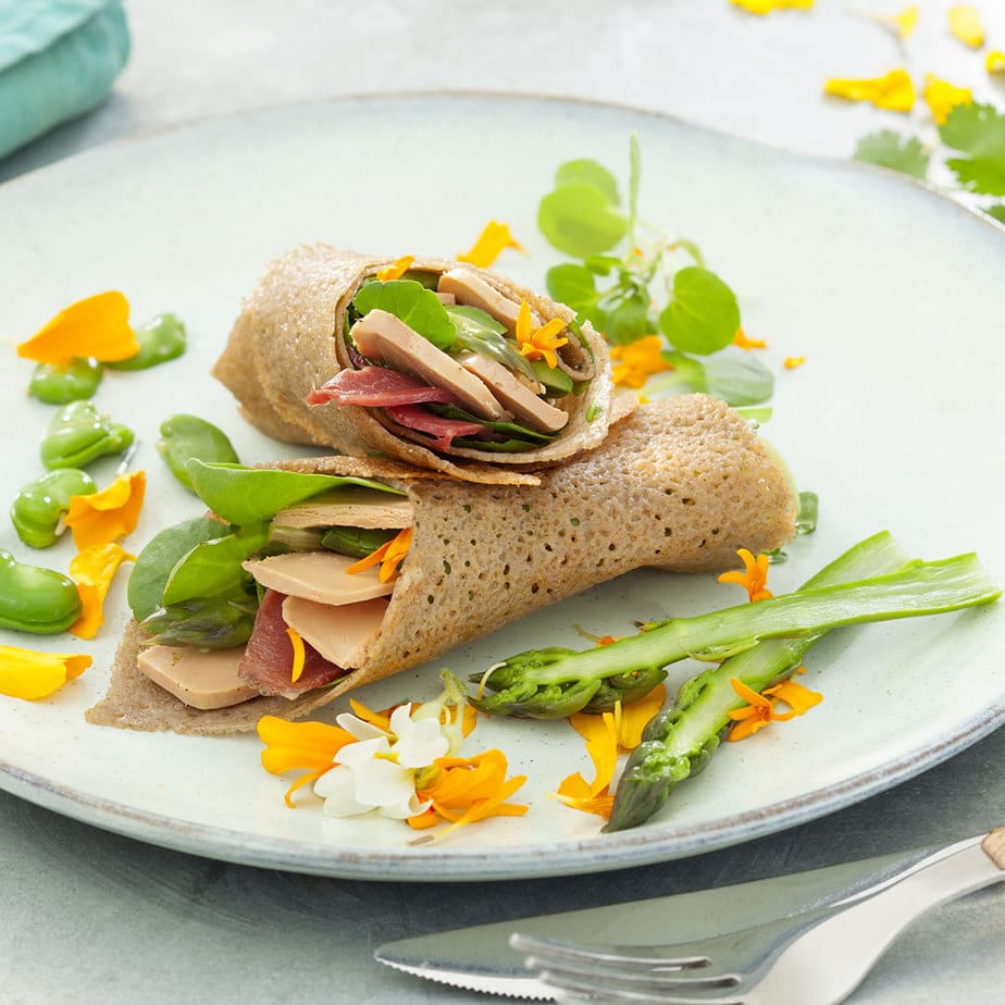 Le wrap galette de sarrasin au Foie Gras et magret fumé