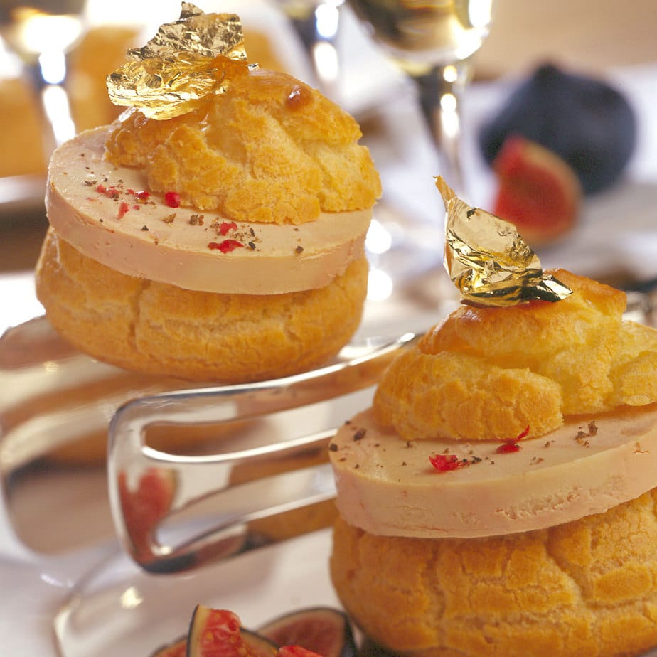 Profiteroles au Foie Gras