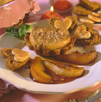 Le Foie Gras et éventail de poires vanillées
