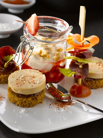 Verrines émulsion Foie Gras Magret fraises, tapas de Foie Gras, tatins de Foie Gras aux fruits frais