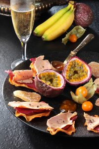 Chips de mangue, Magret Fumé et Foie Gras